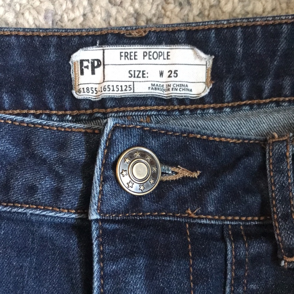 Free People jean shorts - Picture 3 of 5